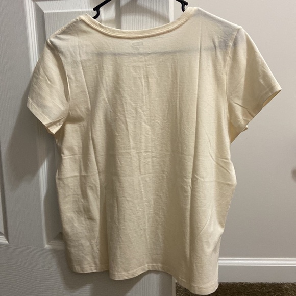 Hello! This piece of clothing is from old navy. The size is XXL (18) plus girls. - Picture 2 of 3